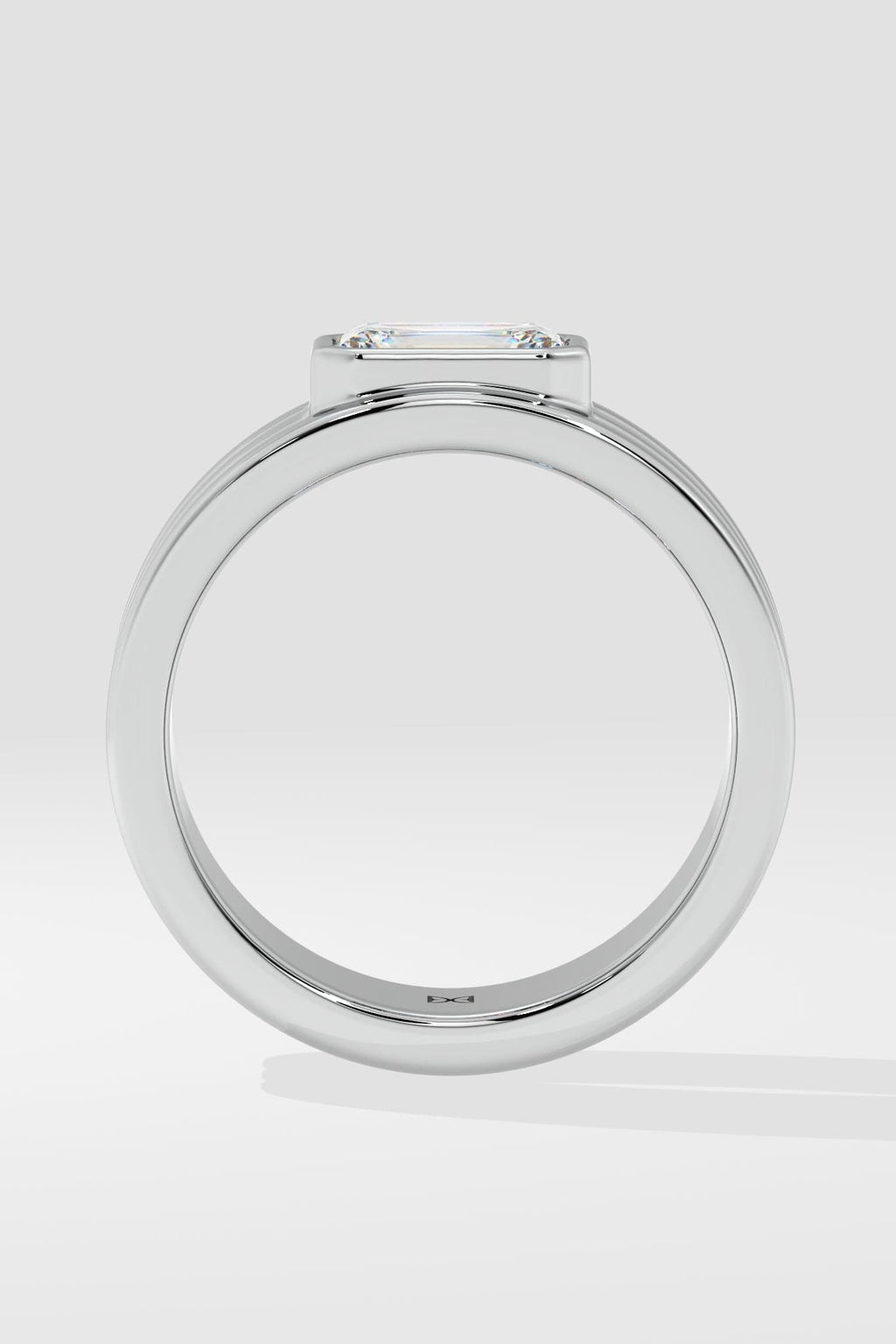 Emerald Tryst Ring