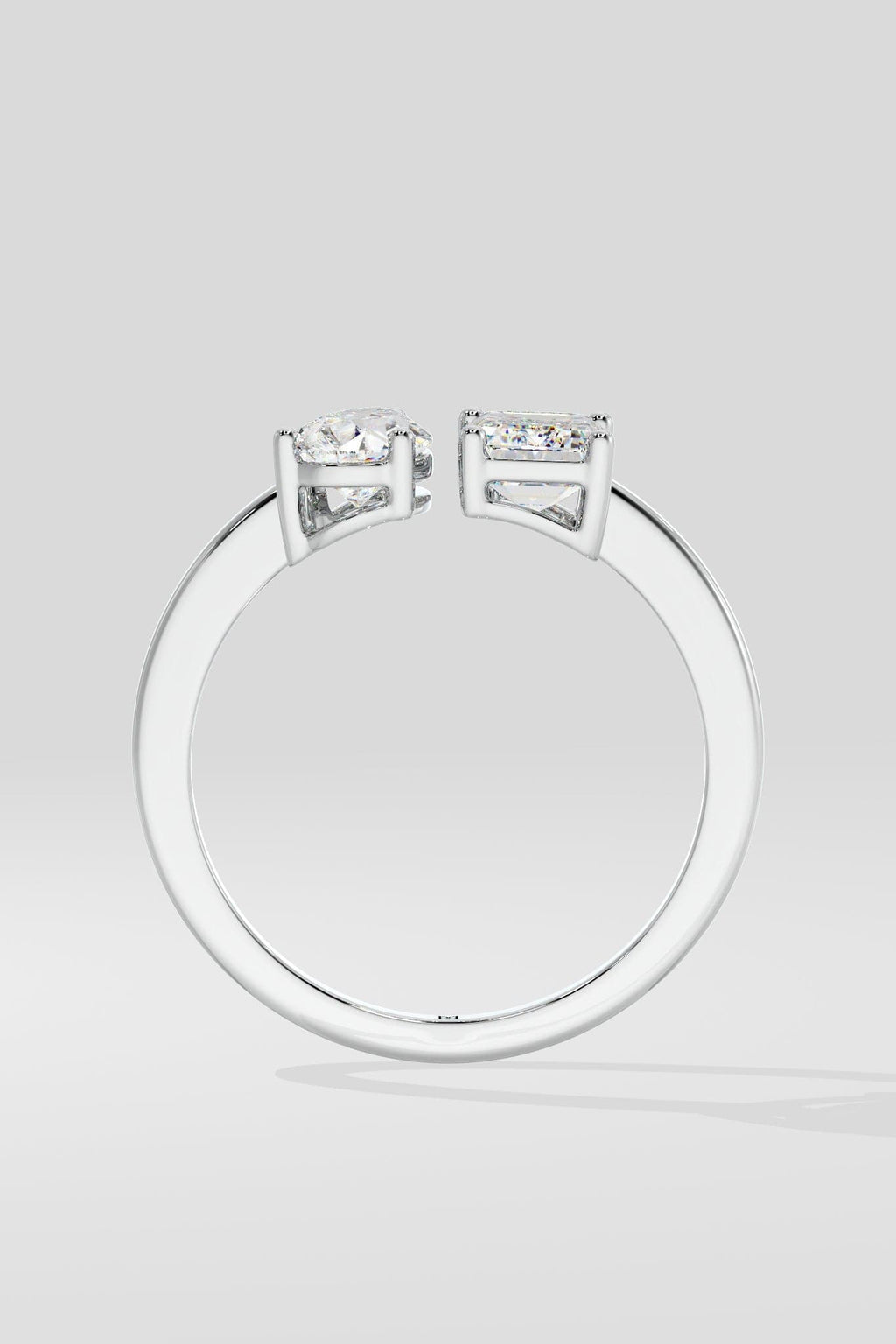 Pear & Emerald Toi et Moi Ring