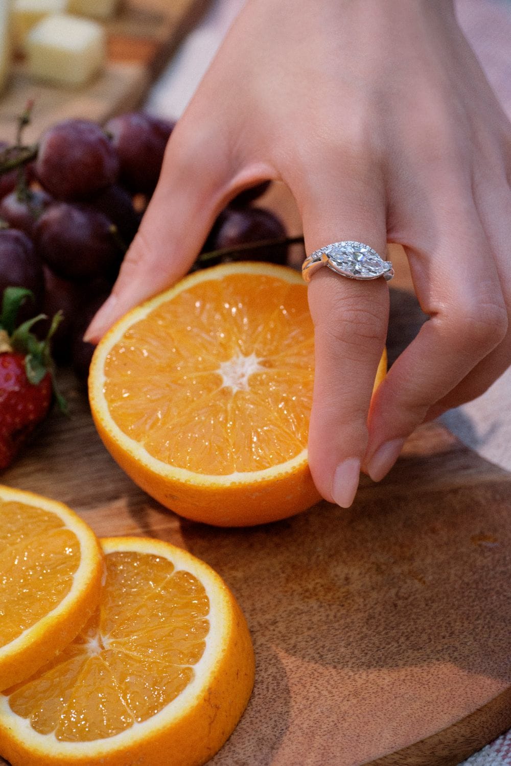 2 ct Iris Ring